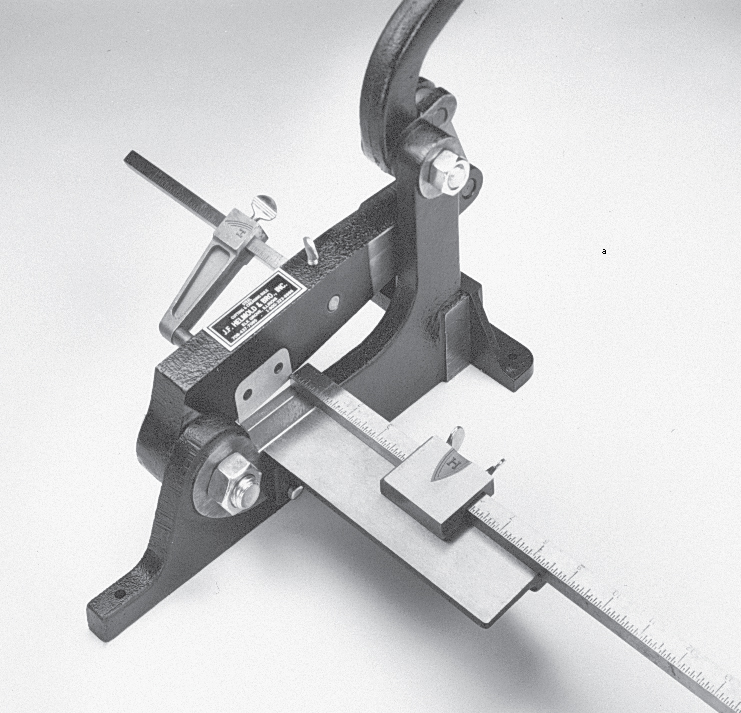 Helmold Rule Cutter